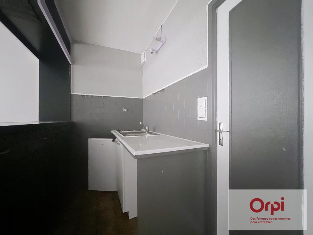 Appartement à louer, 29m², Montluçon
