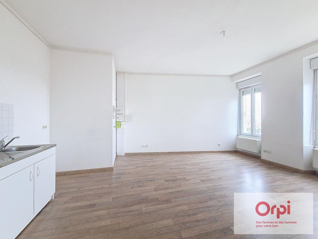Appartement à louer, 56m², Commentry