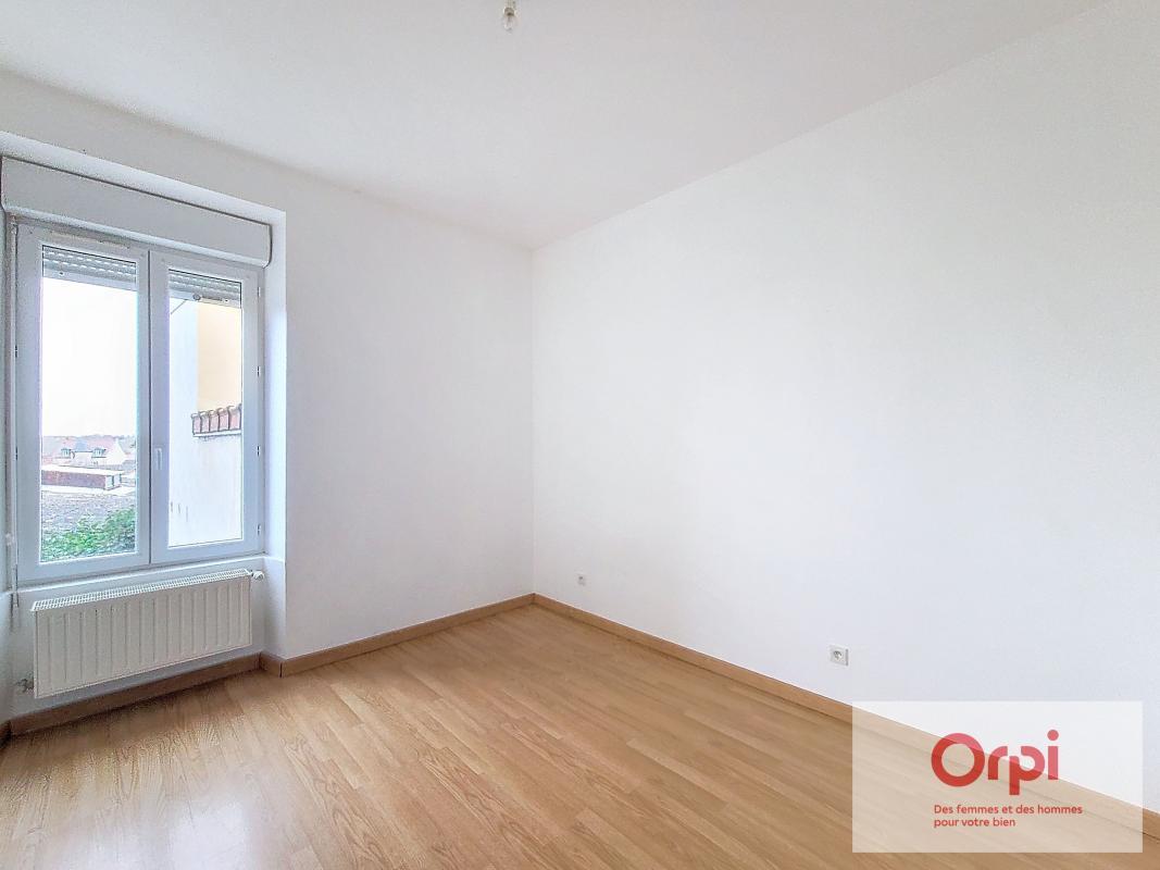 Appartement à louer, 56m², Commentry
