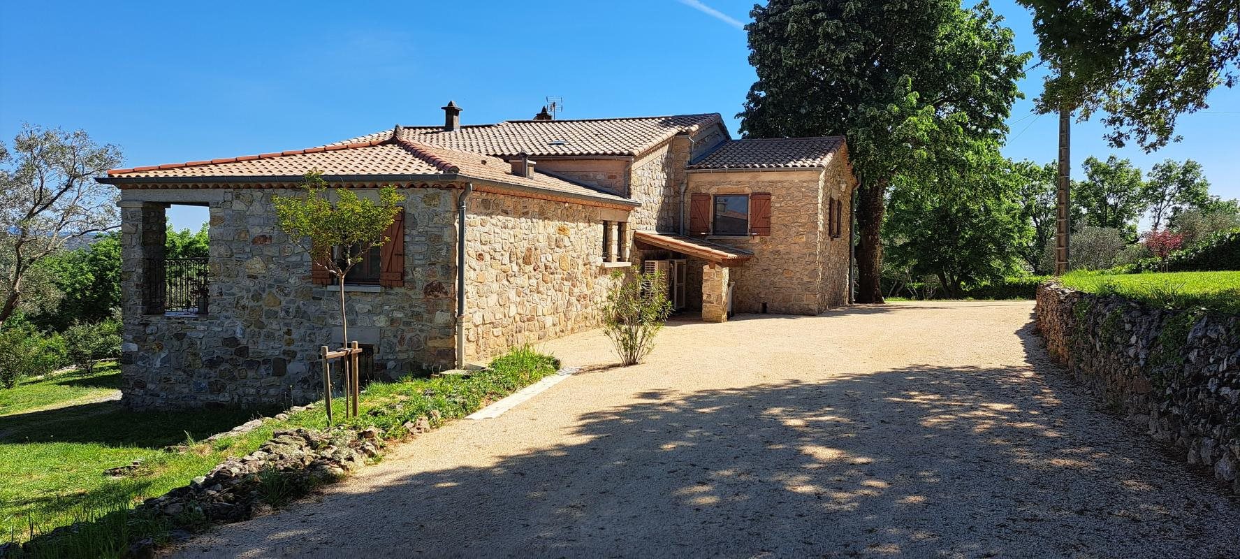 Maison à vendre, 188m², Largentière