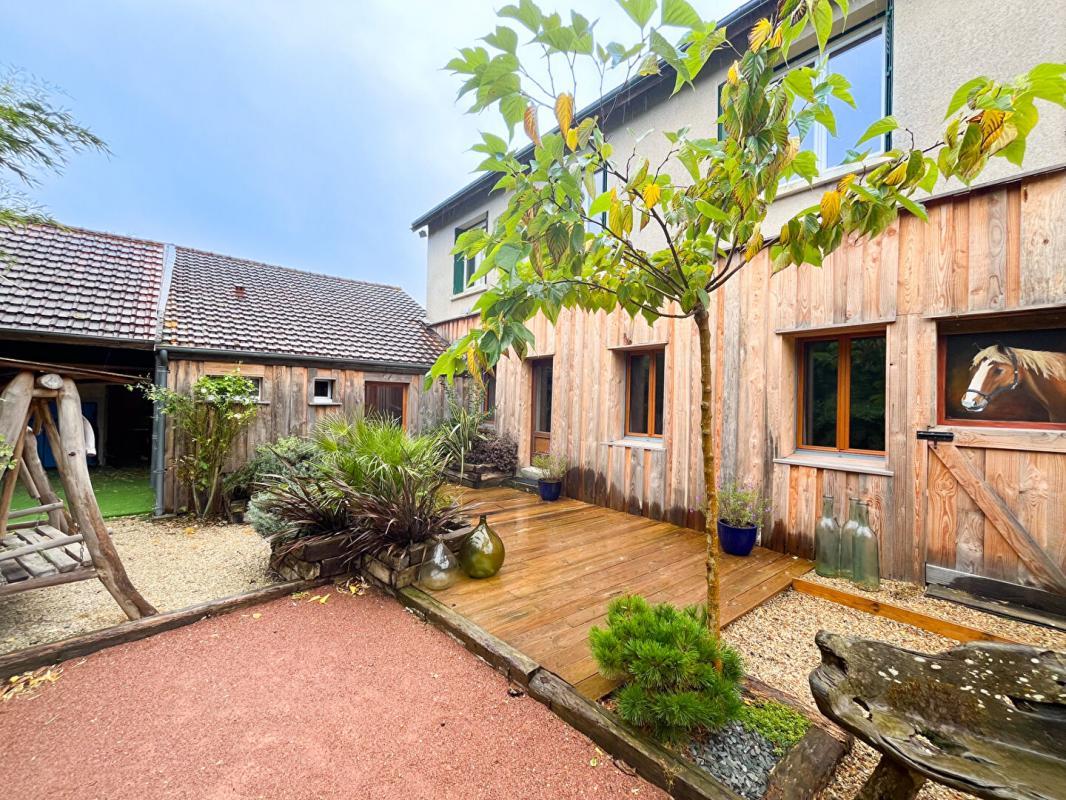Maison à vendre, 260m², Nouans-les-Fontaines