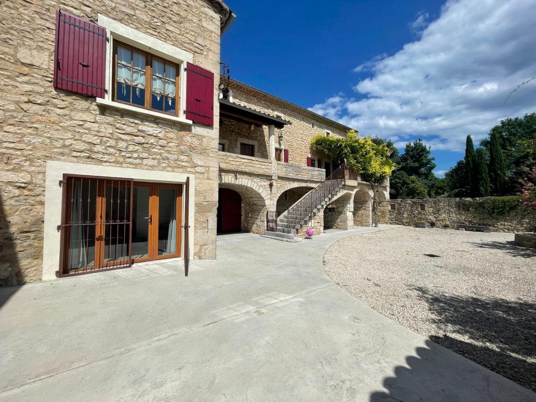 Maison à vendre, 265m², Barjac
