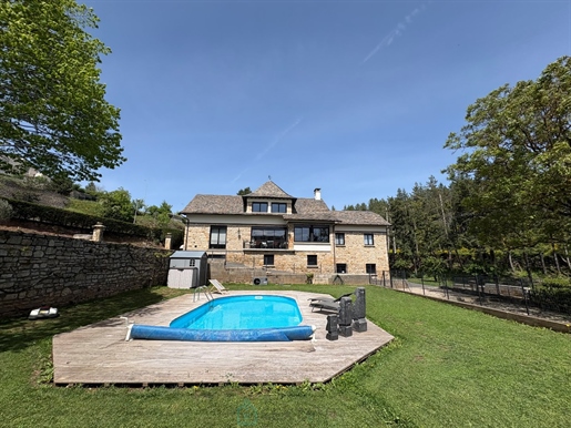 Maison 11 pièces 274 m² · à Marvejols · 274 m² · 639 000 €