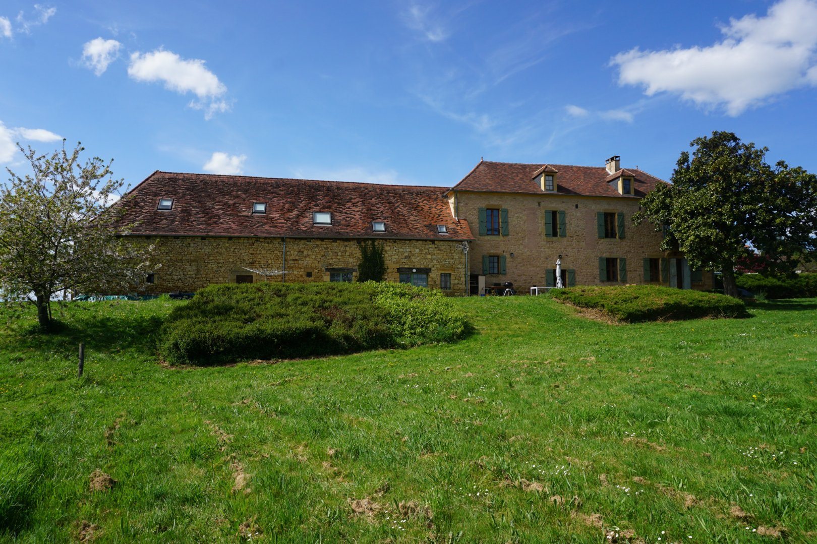 Maison à vendre, 730m², Saint-Médard-d'Excideuil