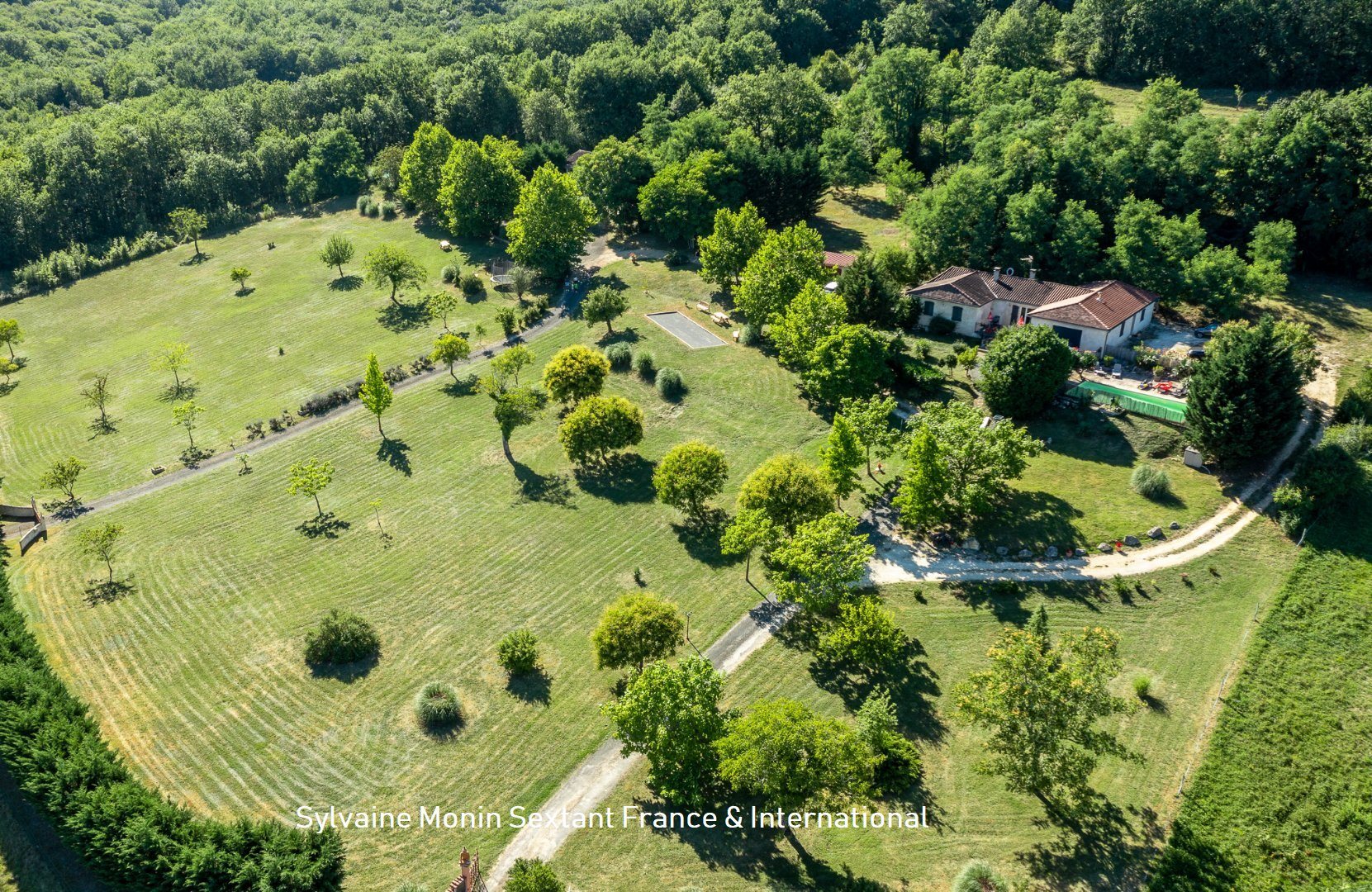 Maison à vendre, 355m², Tourtoirac