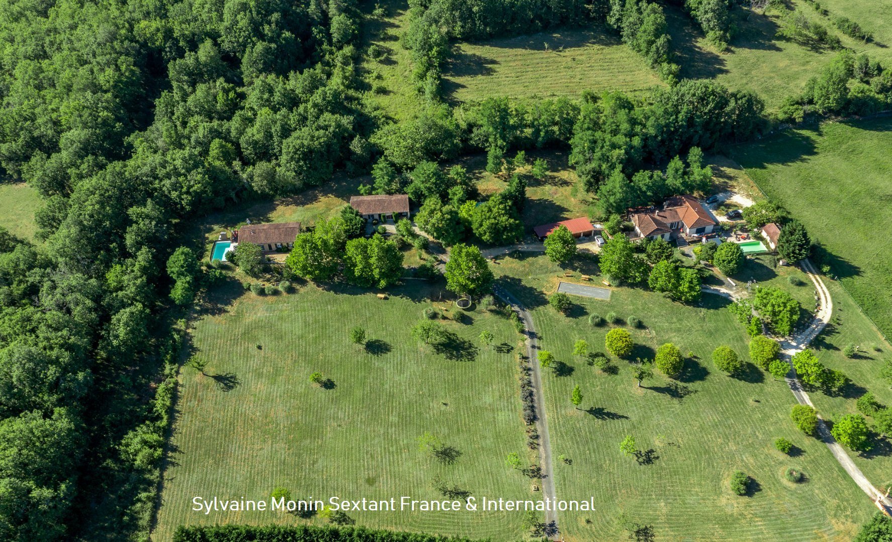 Maison à vendre, 355m², Tourtoirac