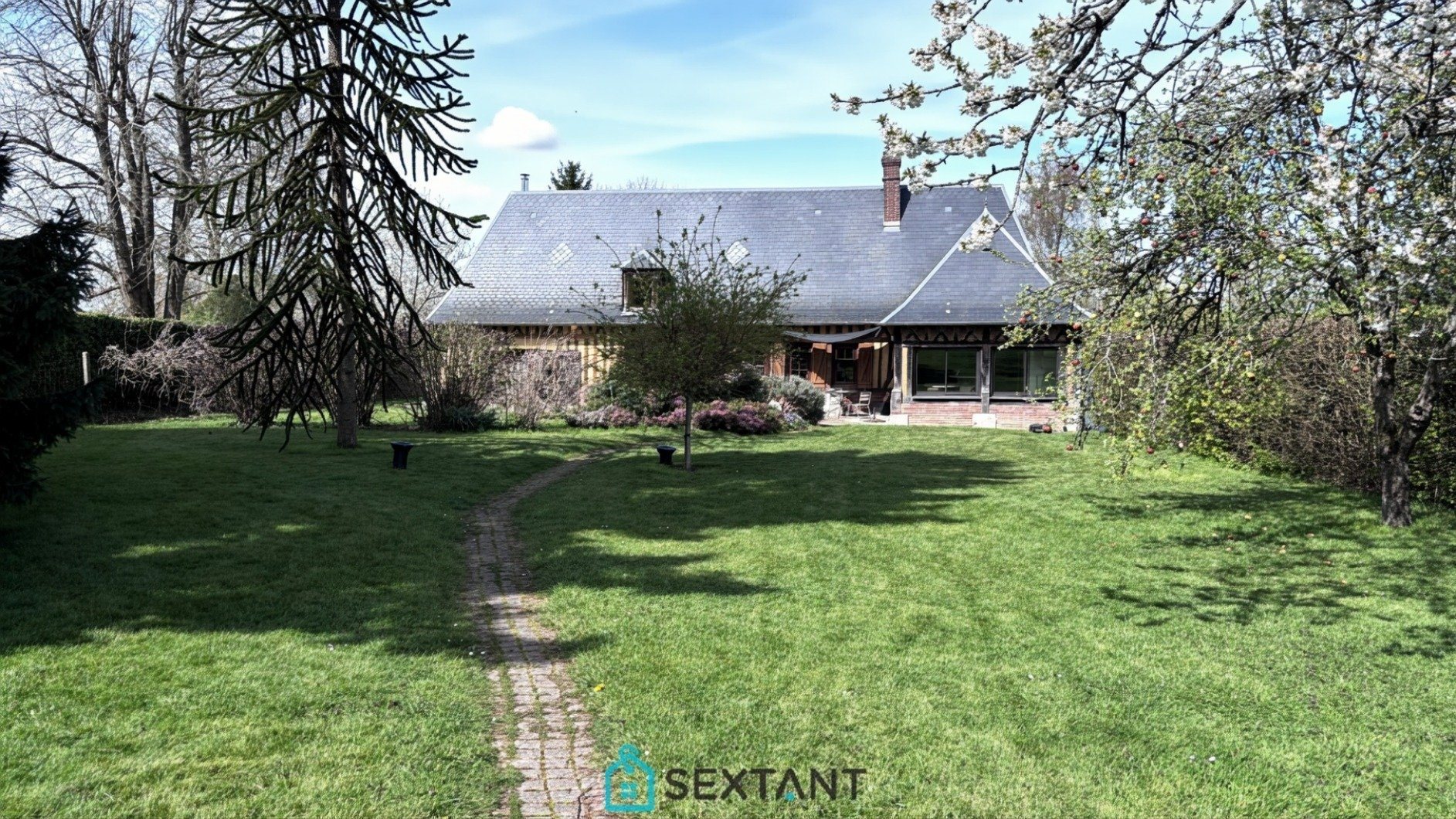 Maison à vendre, 151m², Saint-Pierre-des-Fleurs