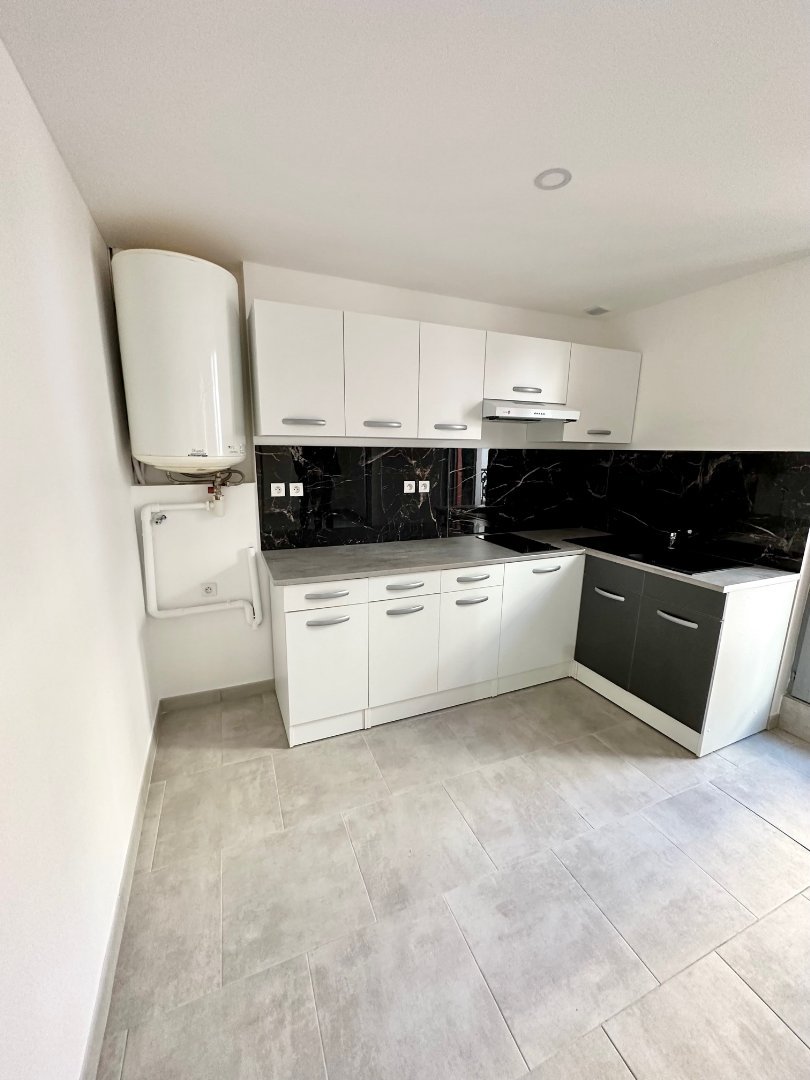 Appartement à louer, 25m², Béziers