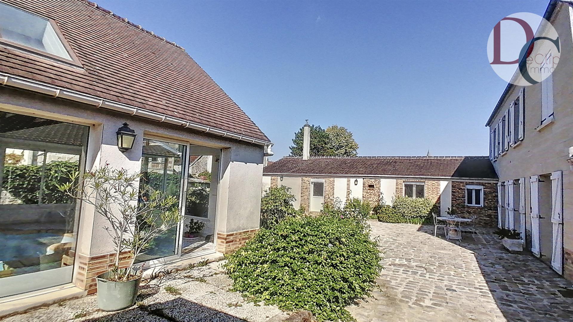 Maison à vendre, 190m², Senlis