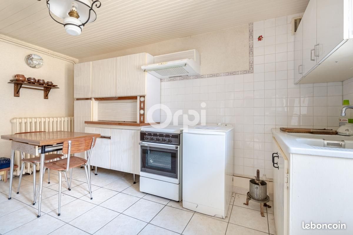Maison à vendre, 69m², Compreignac