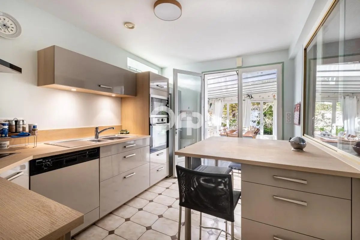 Maison à vendre, 241m², Limoges