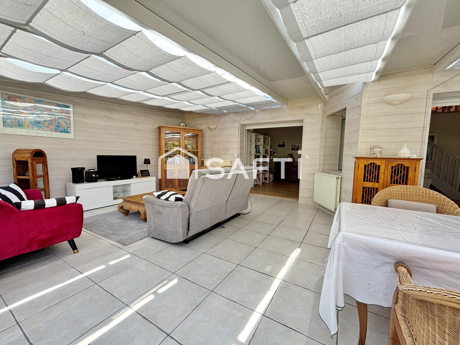 Maison à vendre, 192m², Sainte-Luce-sur-Loire