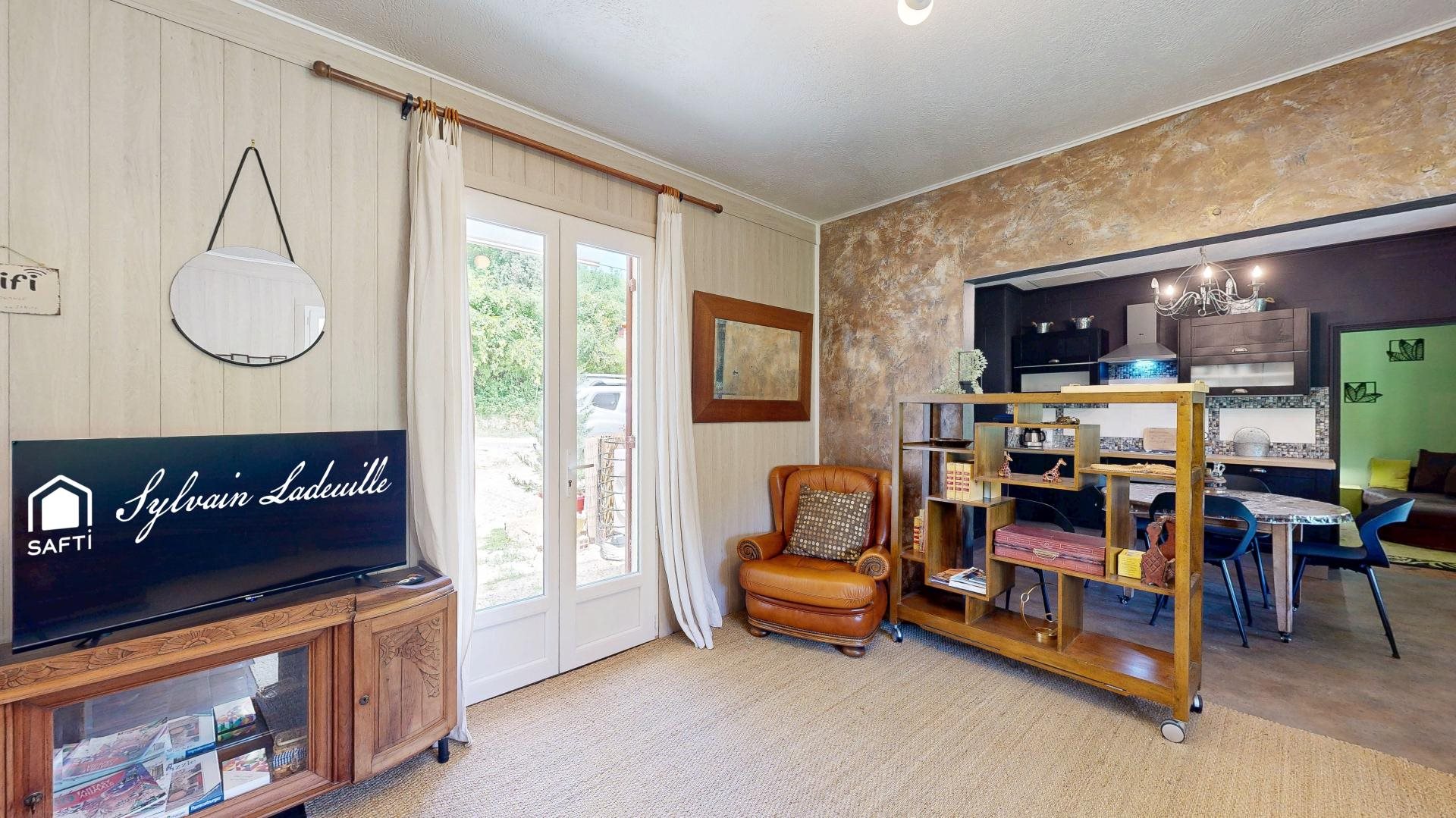 Maison à vendre, 105m², Les Eyzies-de-Tayac-Sireuil