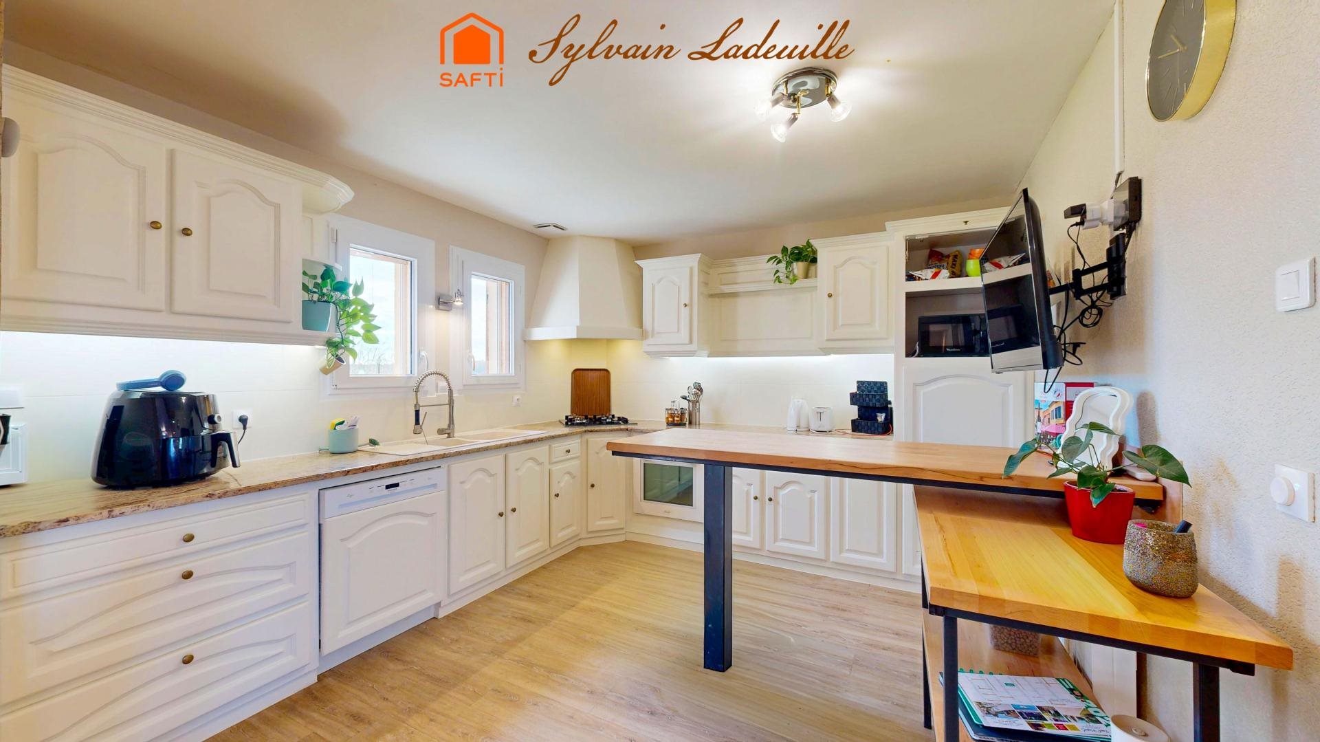 Maison à vendre, 120m², Meyrals