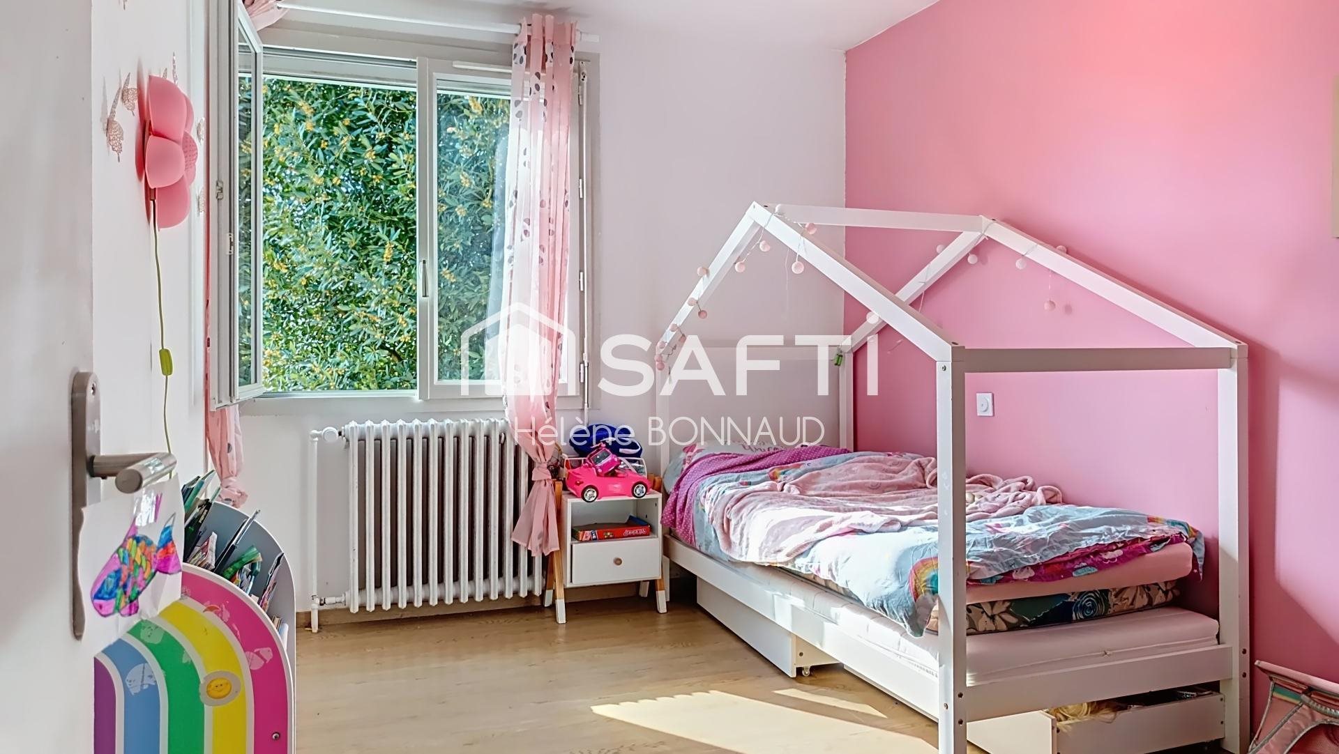 Maison à vendre, 130m², Varanges