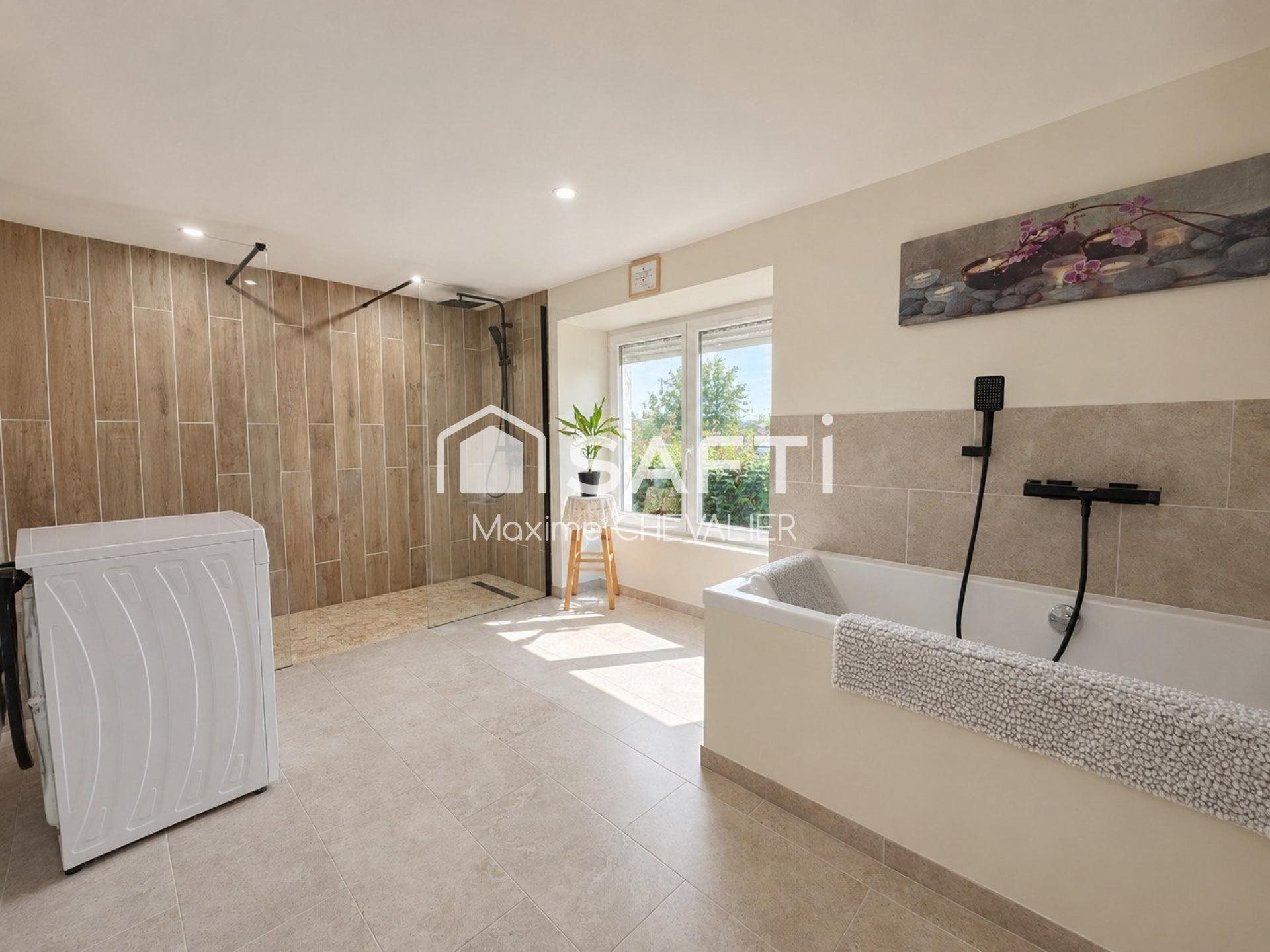 Maison à vendre, 165m², Saint-Chartier