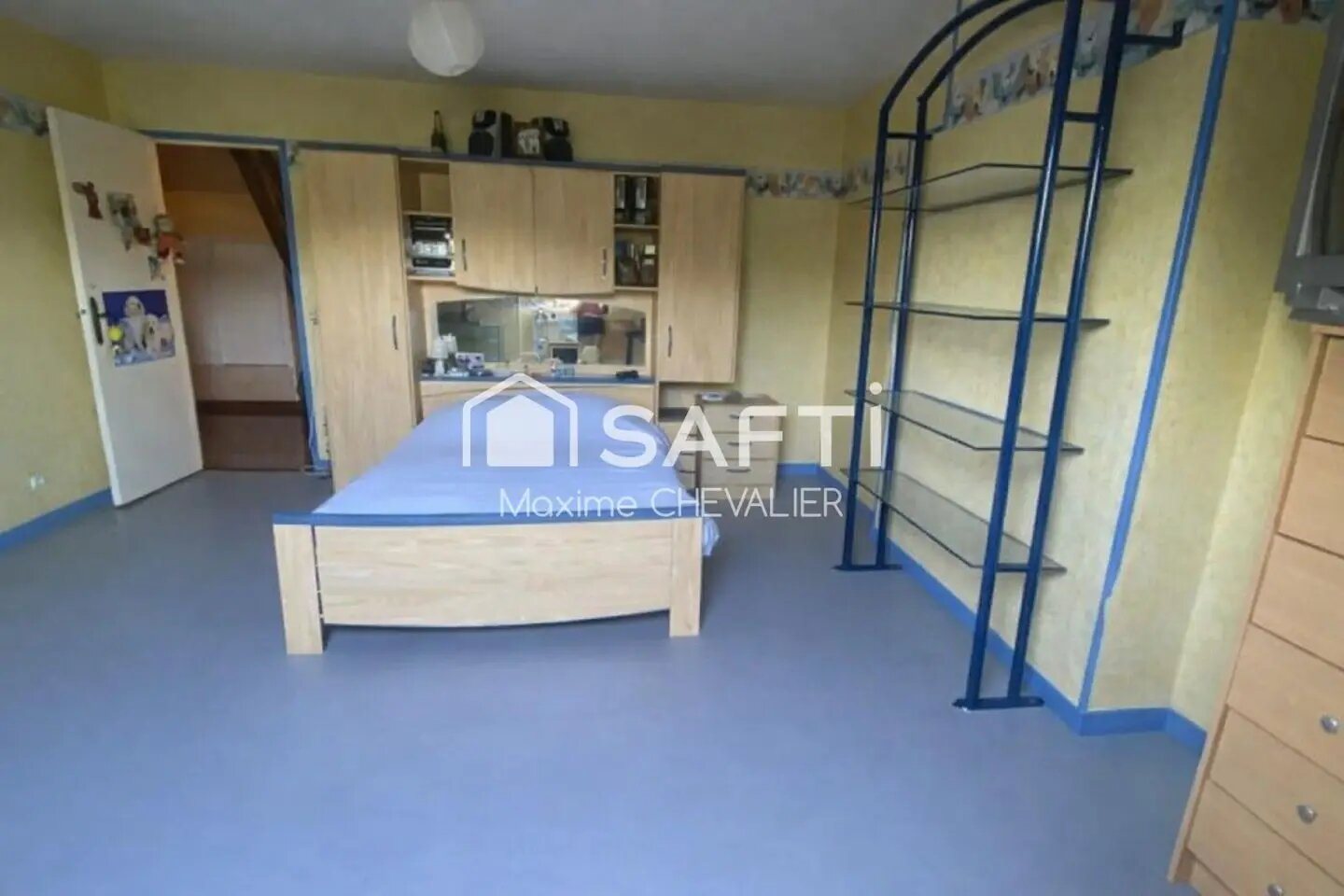 Maison à vendre, 234m², Chassignolles