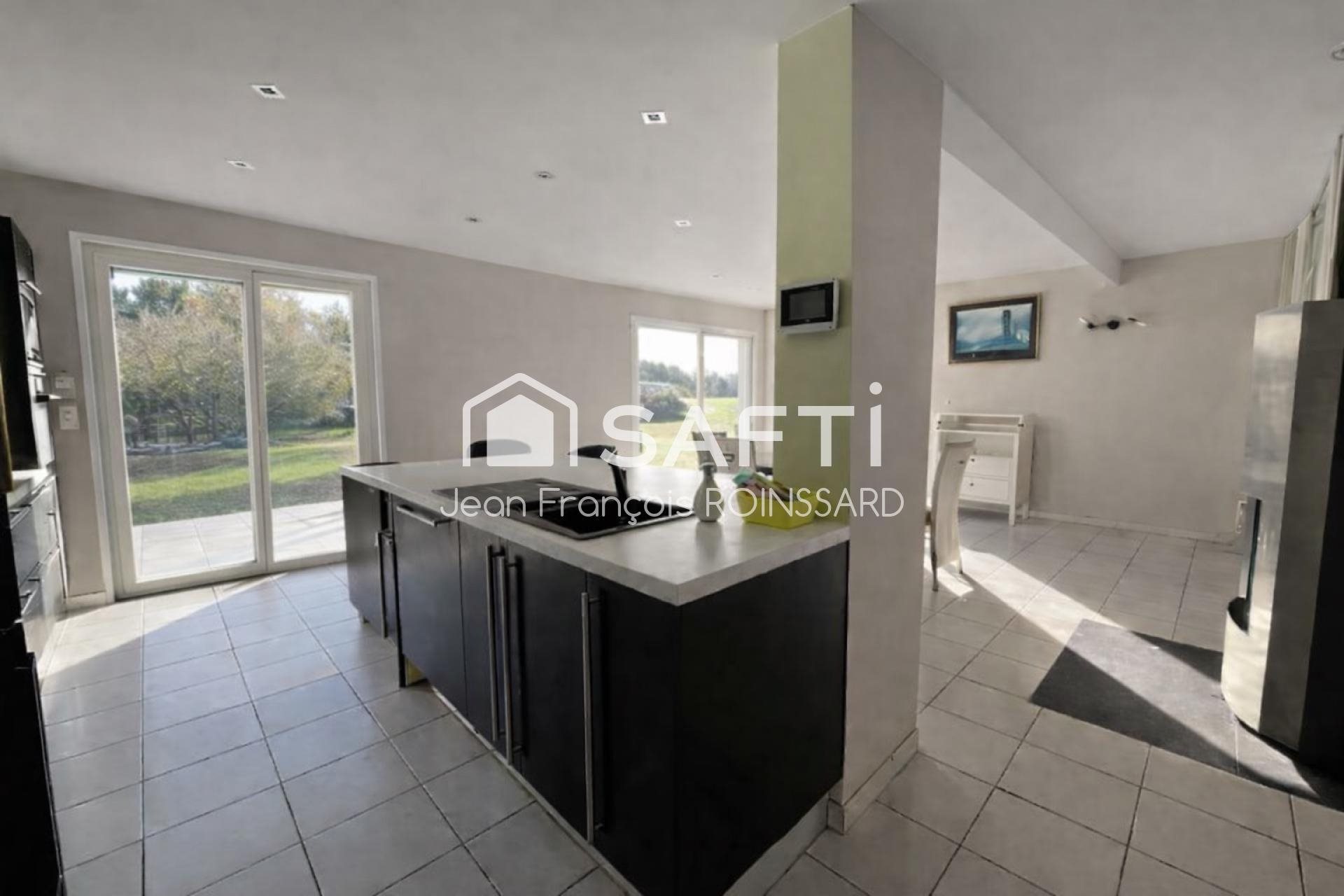 Maison à vendre, 178m², Couëron