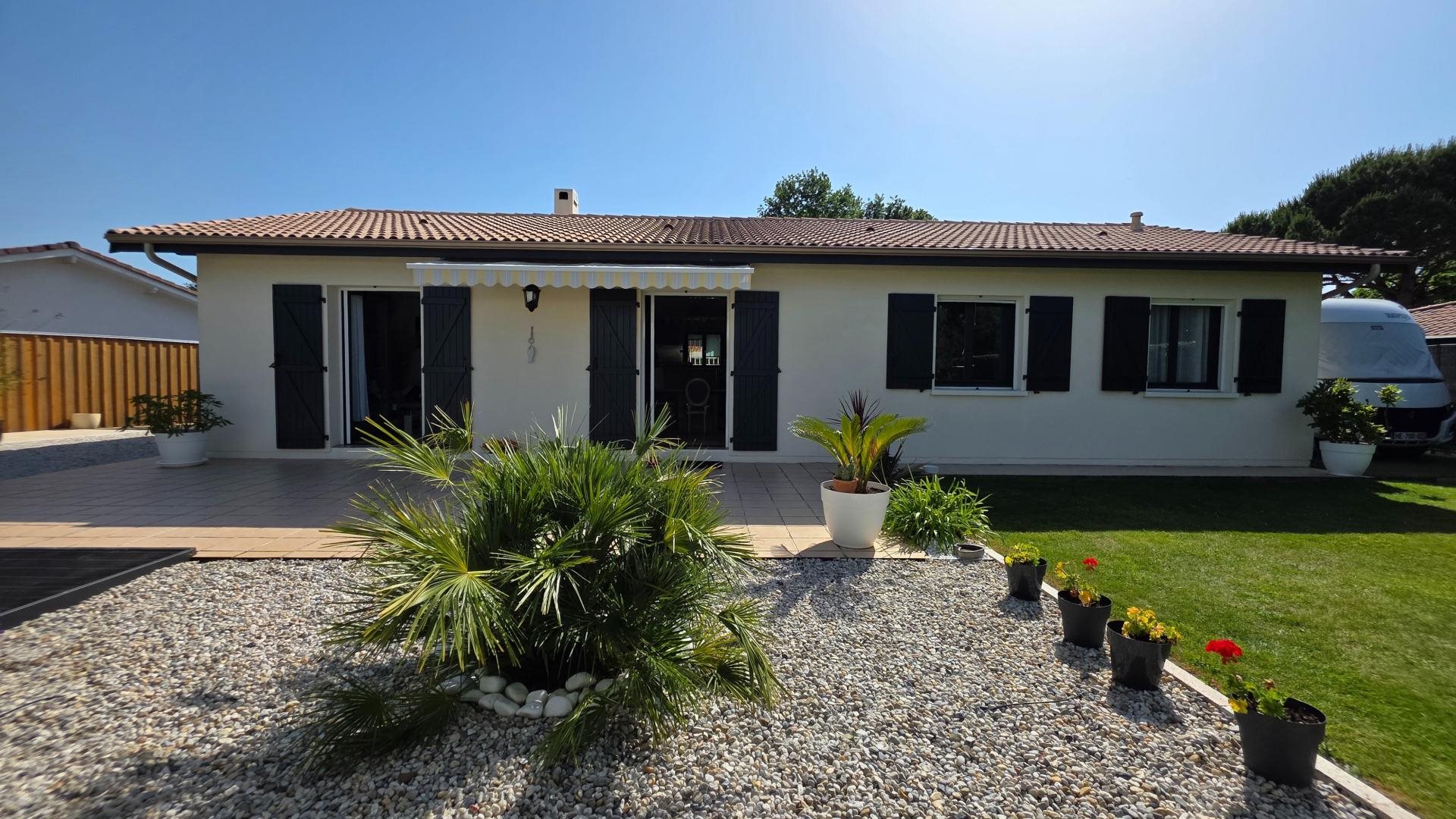 Maison à vendre, 94m², Arès