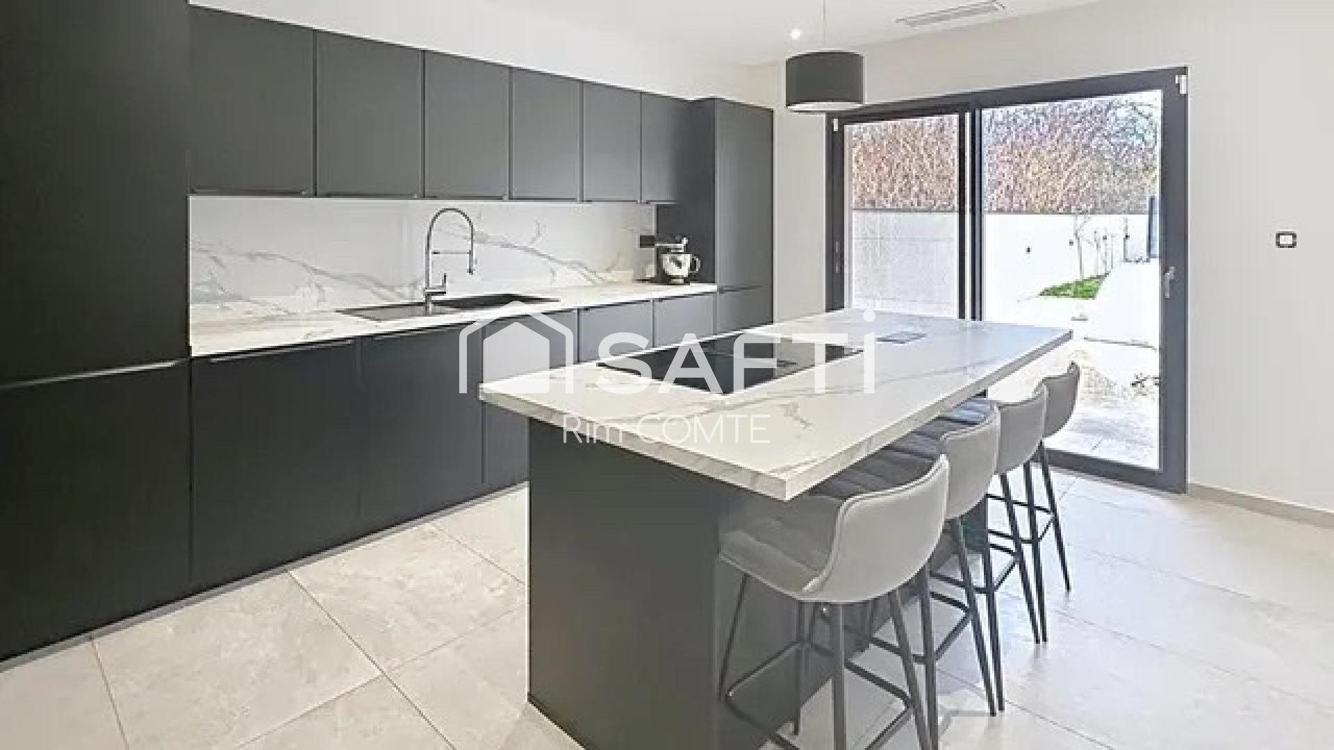 Maison à vendre, 130m², Anneyron