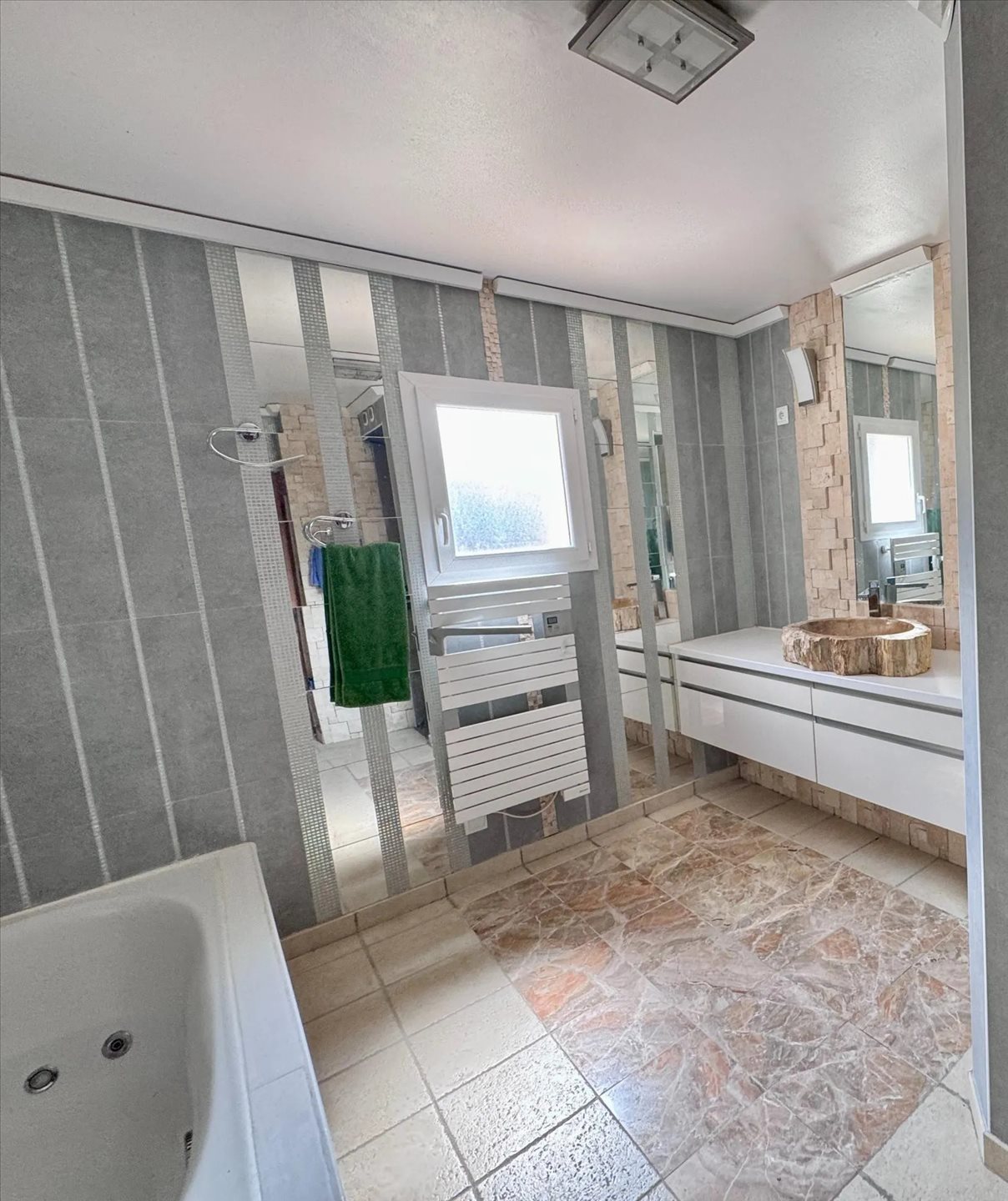 Maison à vendre, 223m², Besse-sur-Issole