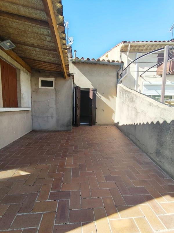 Maison à vendre, 126m², Saint-Mitre-les-Remparts