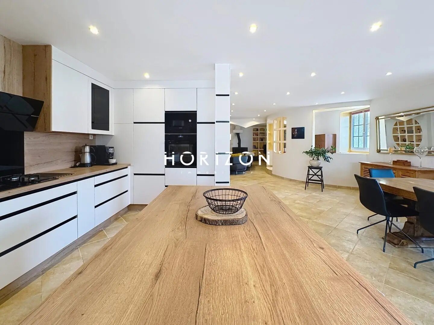 Maison à vendre, 201m², Corcelles-en-Beaujolais