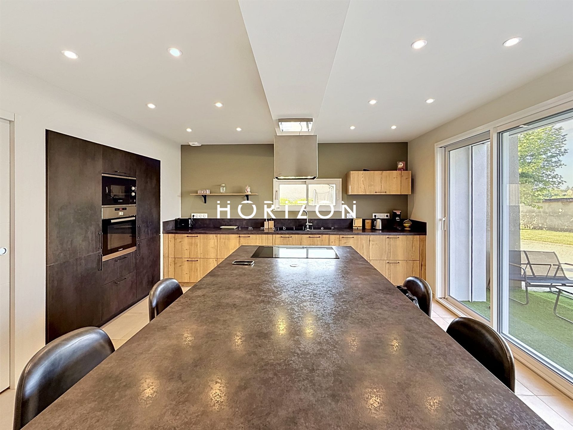 Maison à vendre, 170m², Mâcon