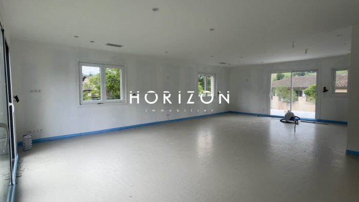 Maison à vendre, 131m², Saint-Didier-sur-Beaujeu