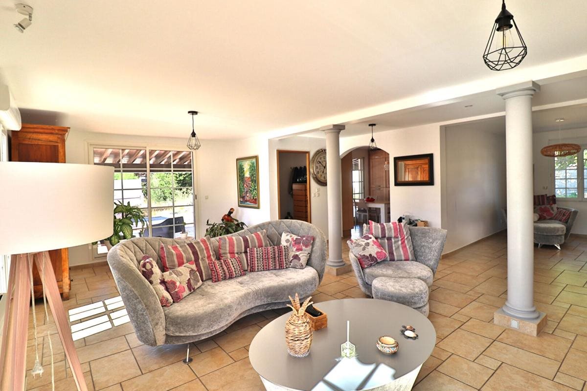 Maison à vendre, 134m², Pia