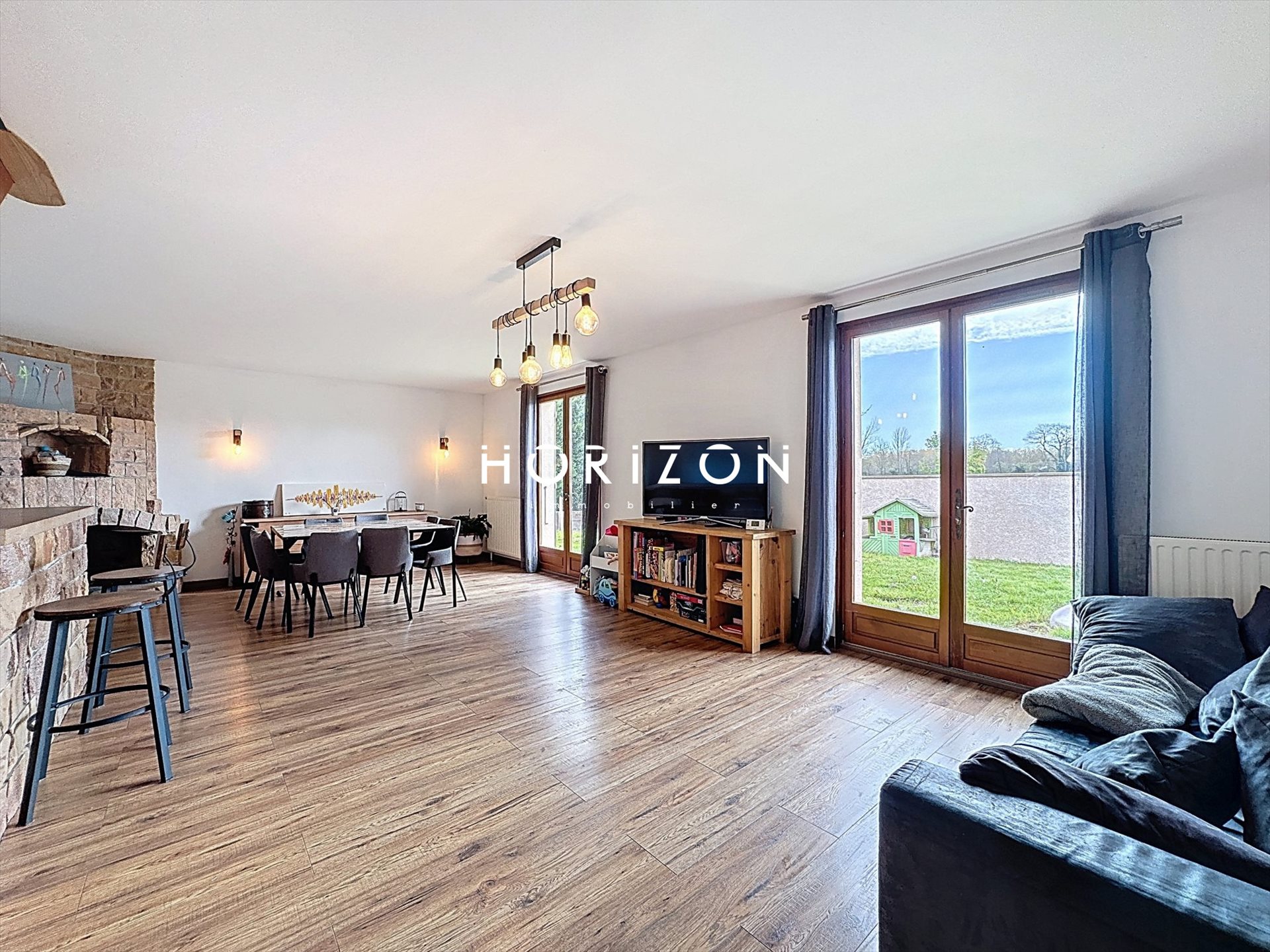 Maison à vendre, 202m², Saint-Etienne-sur-Chalaronne