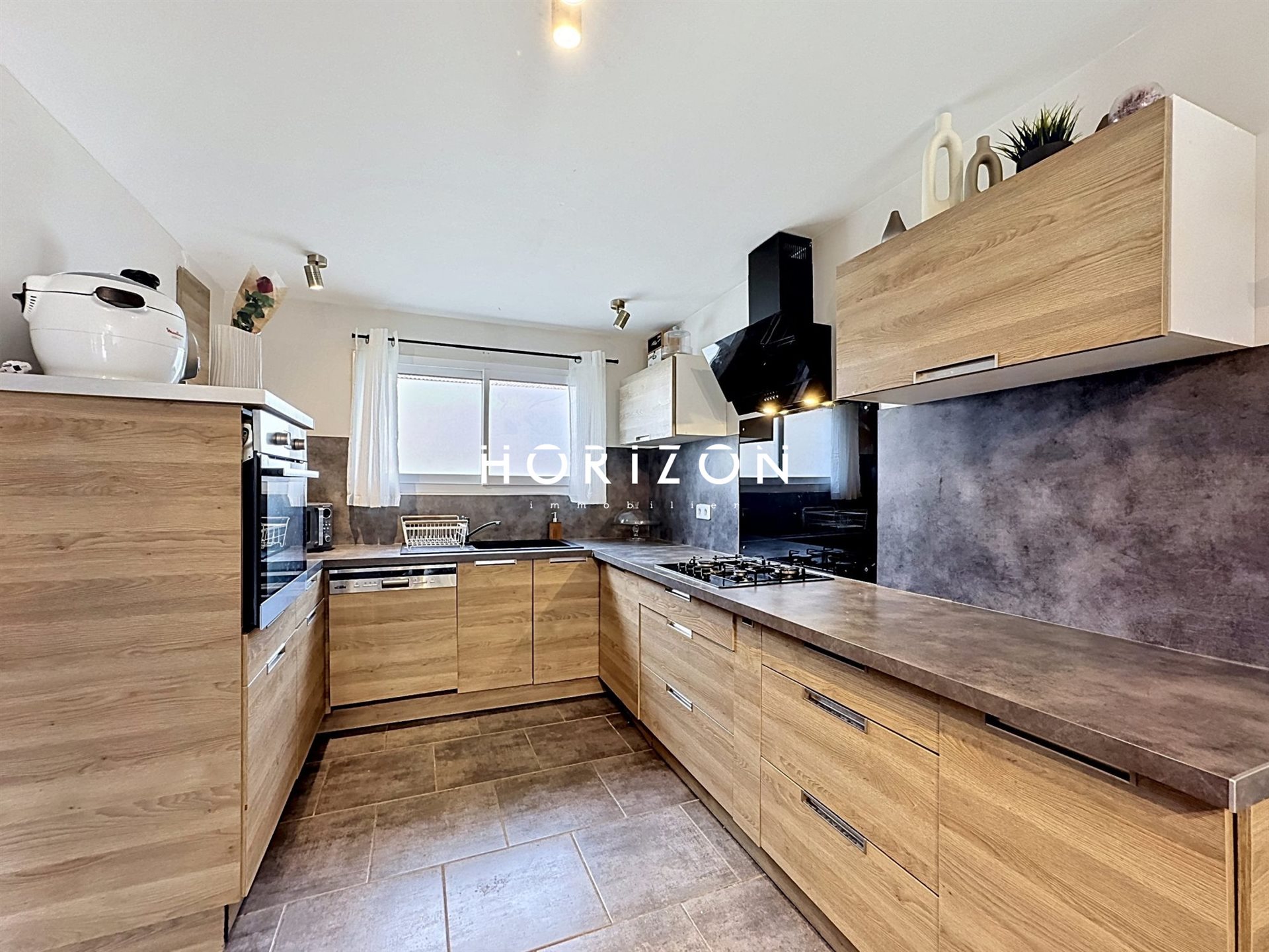 Maison à vendre, 100m², La Chapelle-de-Guinchay