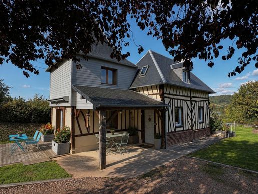 Maison 4 pièces 100 m² · à Pont-Audemer · 100 m² · 317 000 €