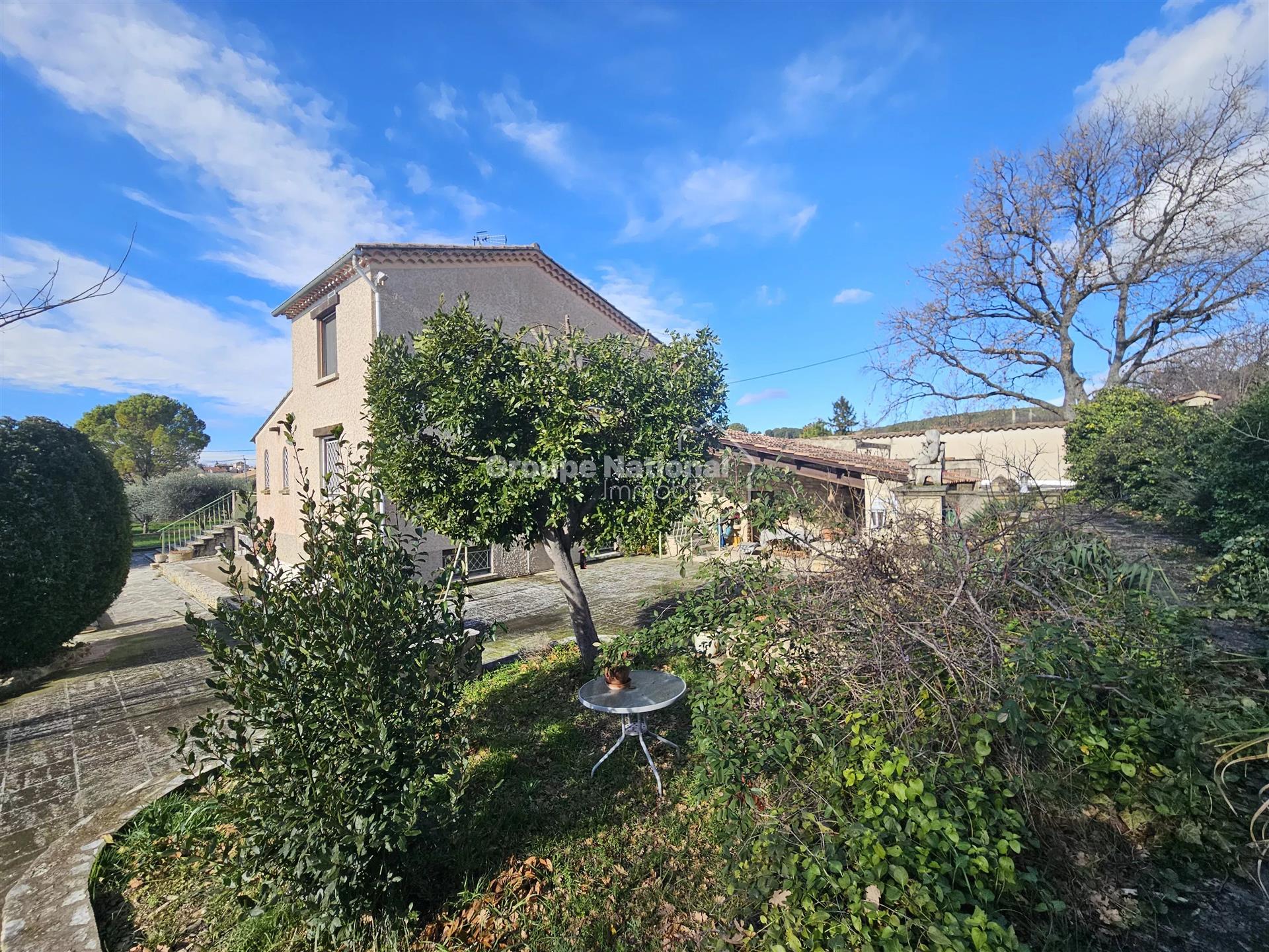 Maison à vendre, 140m², Caromb