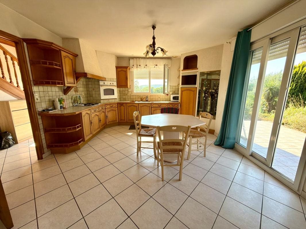 Maison à vendre, 178m², Kernascléden