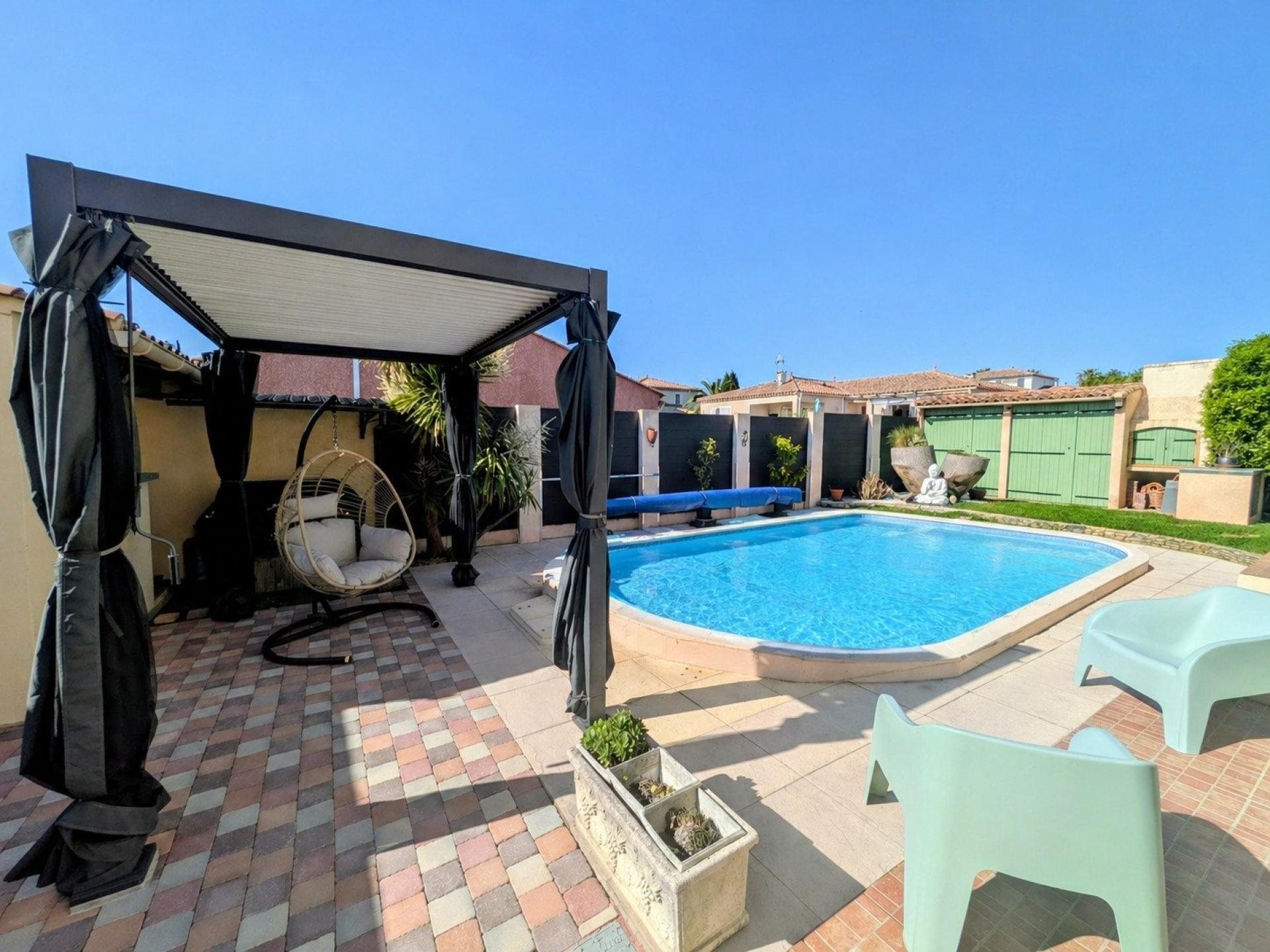 Maison à vendre, 160m², Saint-Geniès-de-Fontedit