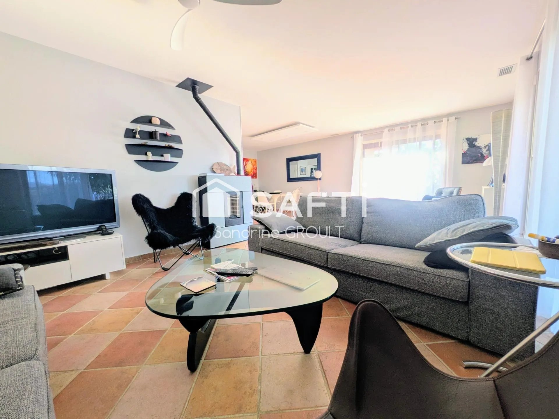 Maison à vendre, 130m², Saint-Geniès-de-Fontedit