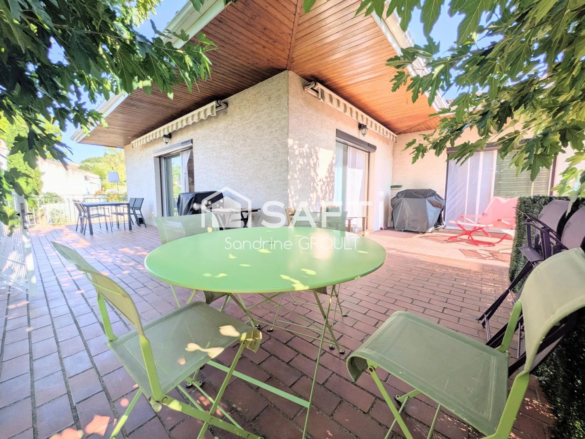 Maison à vendre, 130m², Saint-Geniès-de-Fontedit