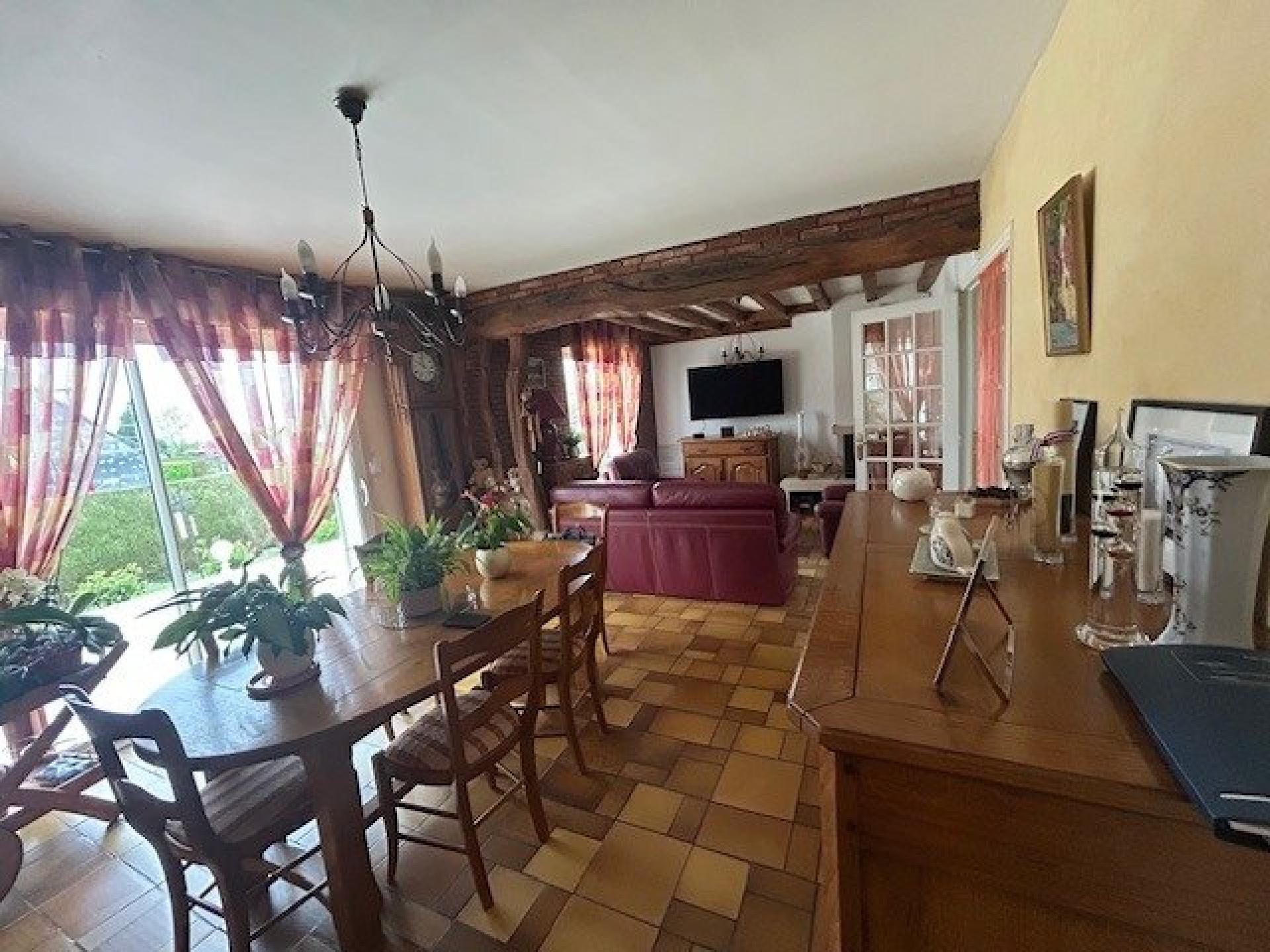 Maison à vendre, 143m², Yerville