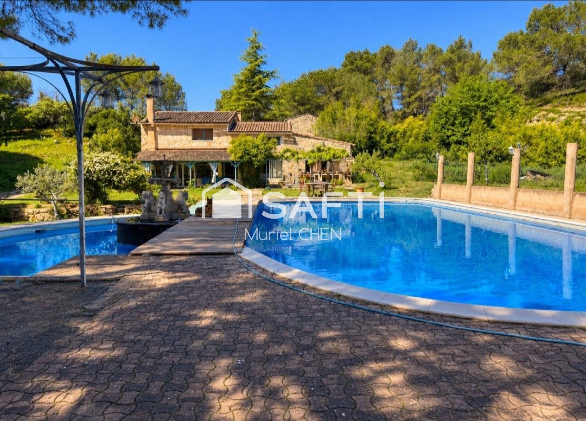 Maison à vendre, 300m², Clarensac