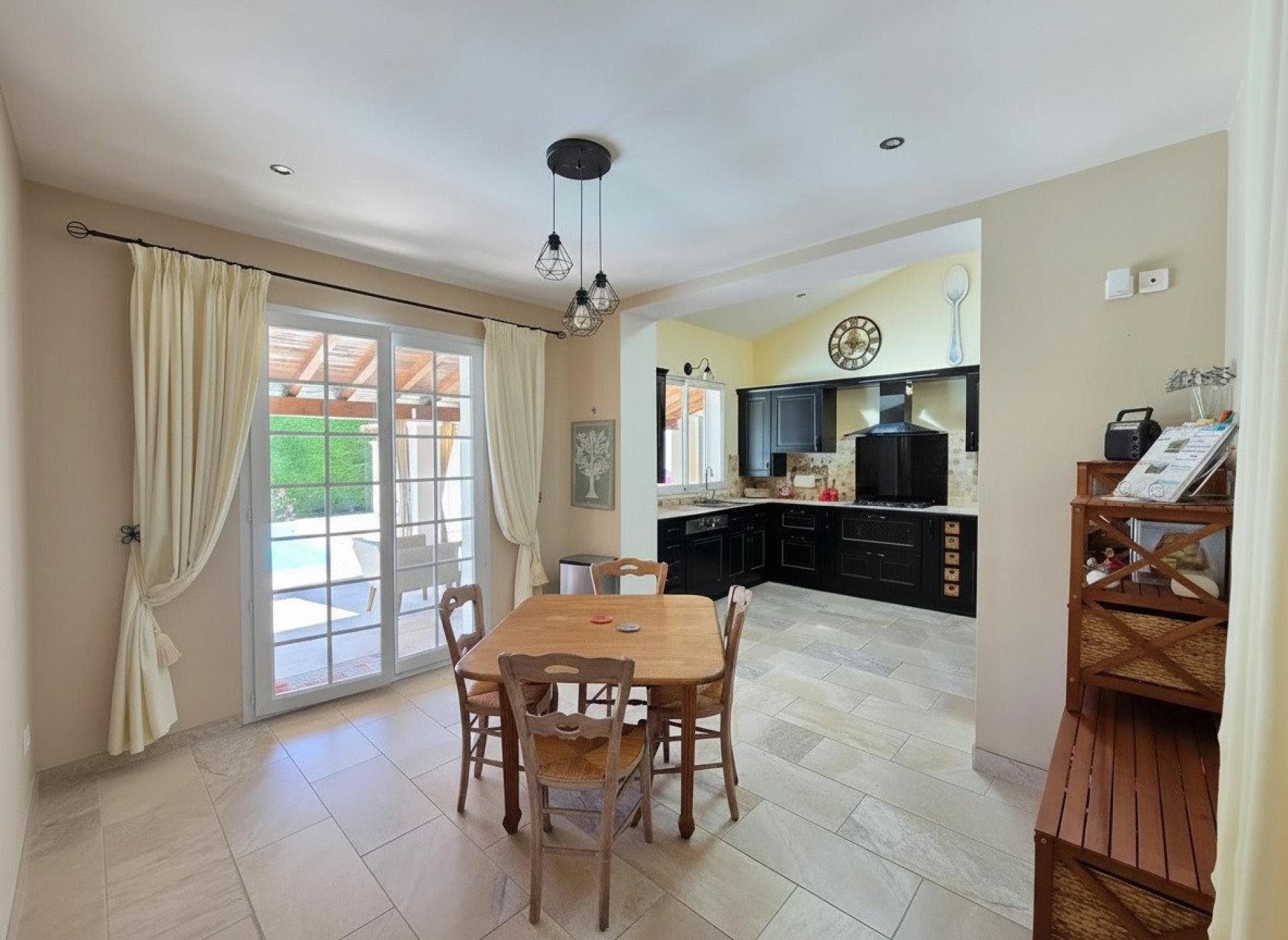 Maison à vendre, 147m², Montboucher-sur-Jabron