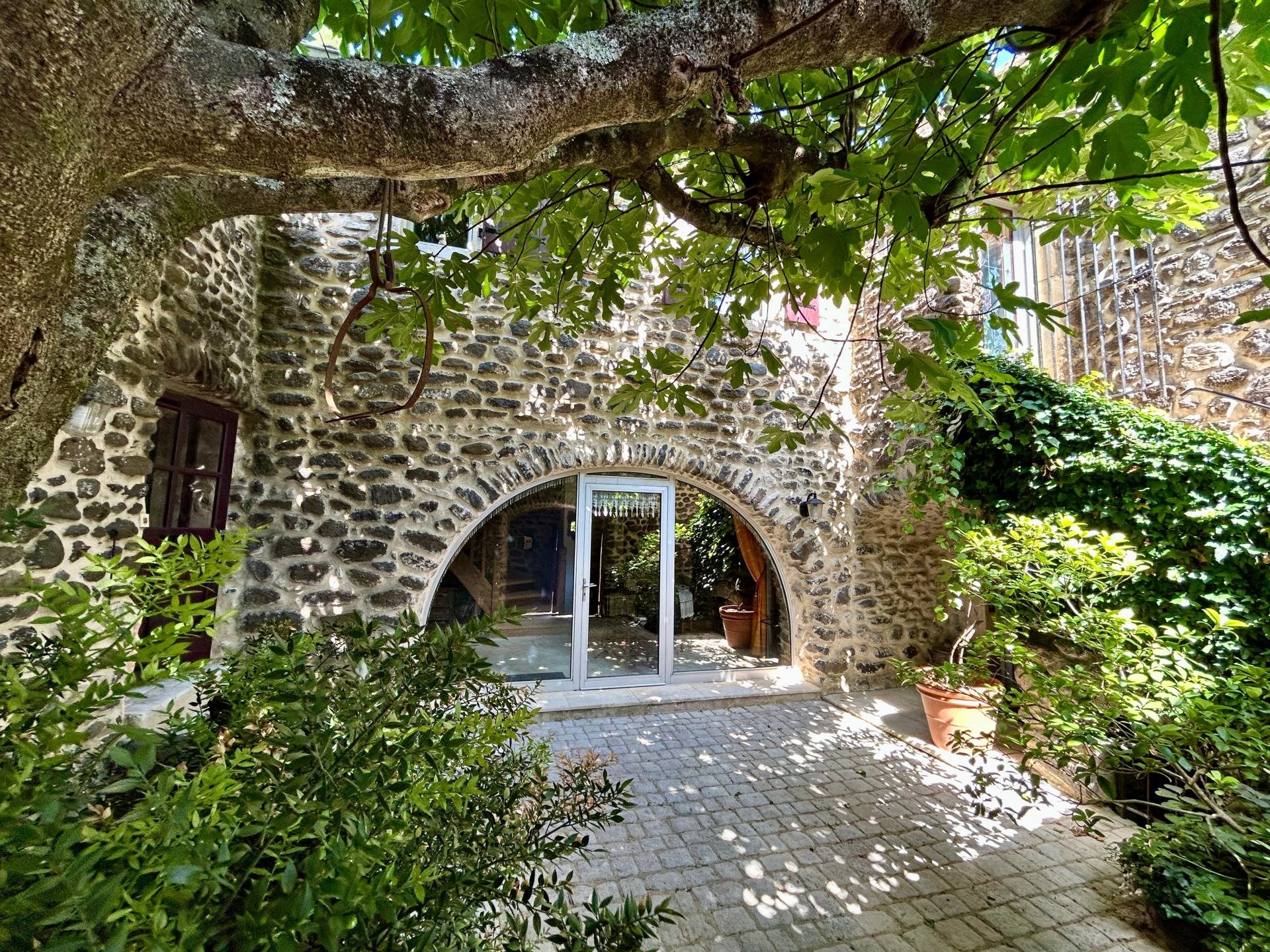 Maison à vendre, 197m², Saint-Martin-sur-Lavezon