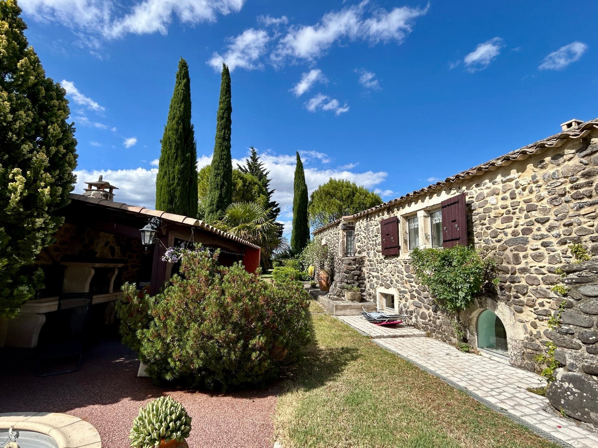 Maison à vendre, 197m², Saint-Martin-sur-Lavezon