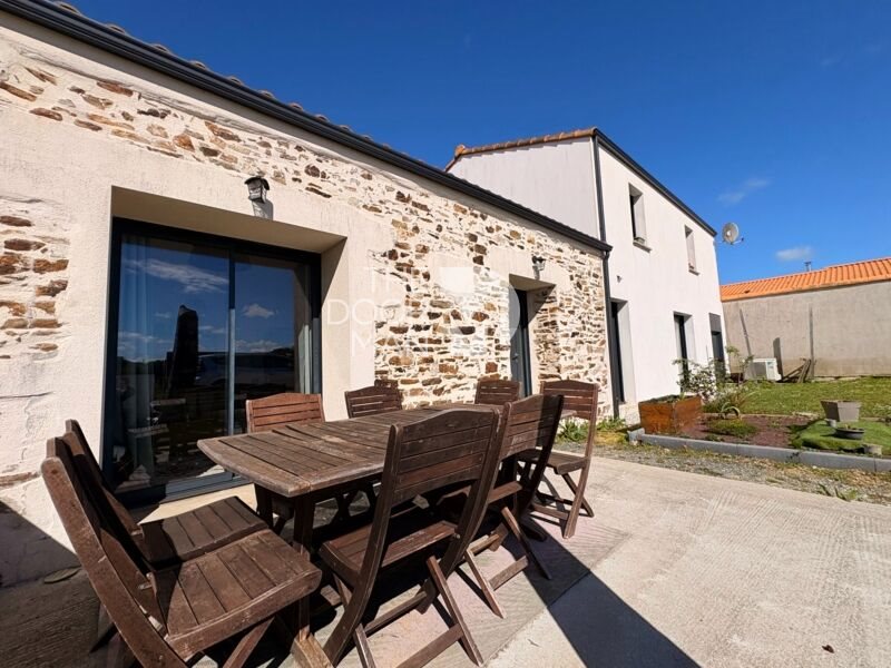 Maison à vendre, 137m², Saint-Hilaire-de-Chaléons