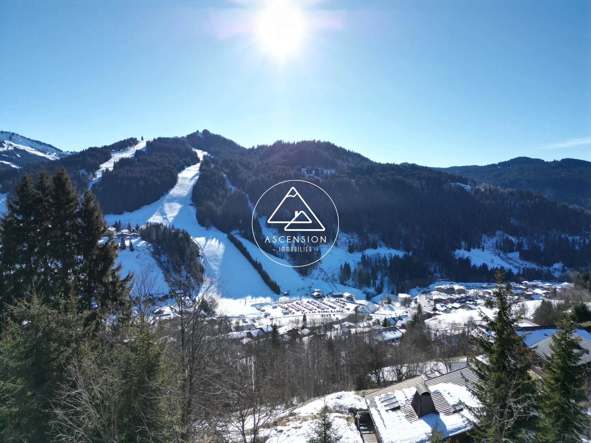 Superb 846 sqm building plot located in a sought-after area of Les Gets - Vue 4