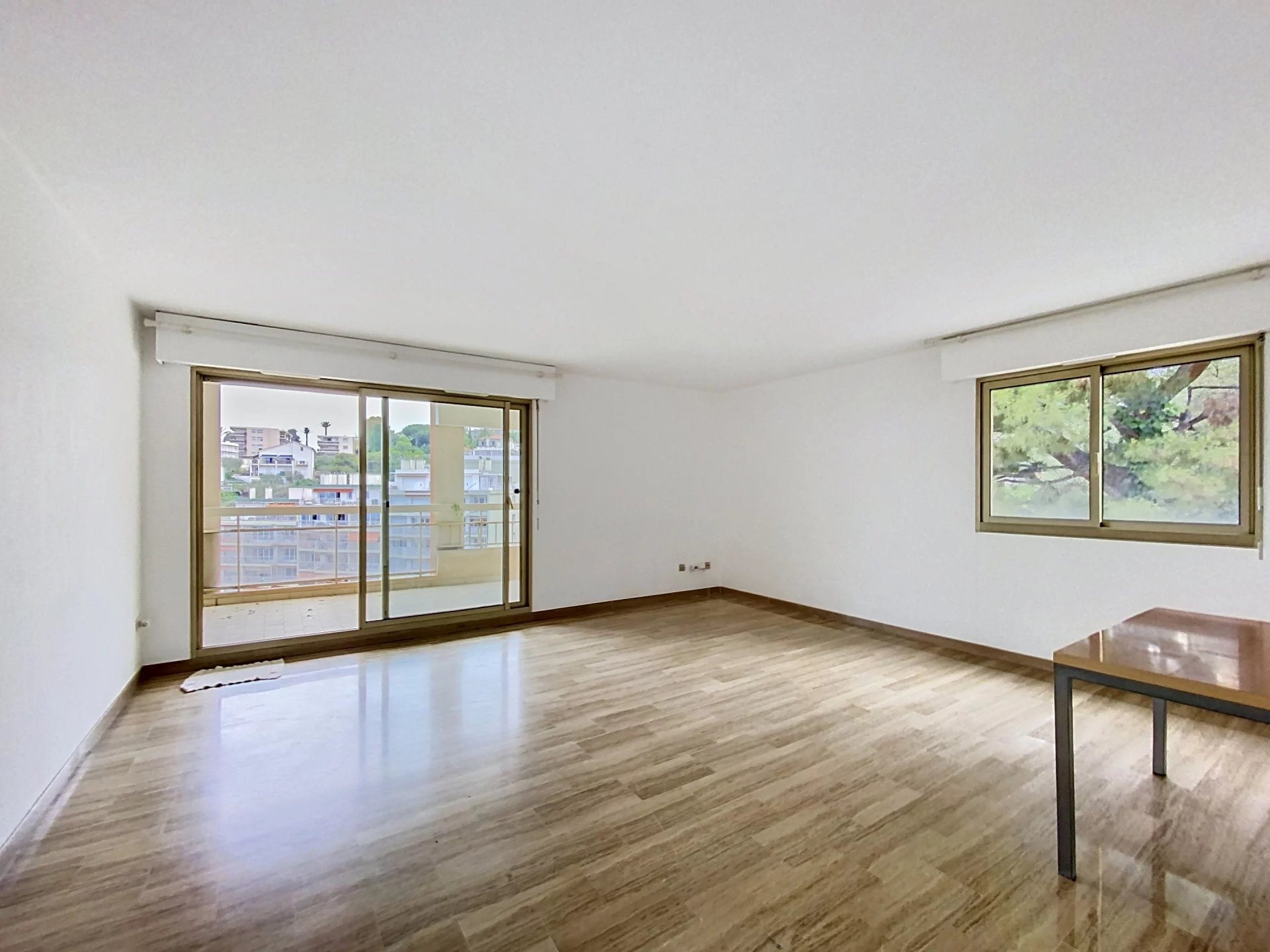 Appartement à louer, 72m², Nice