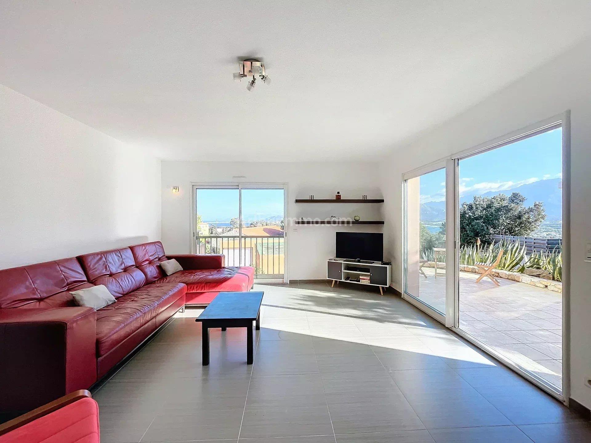 Appartement à vendre, 69m², Calvi