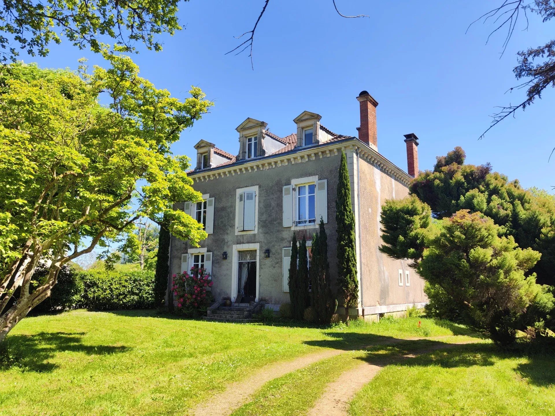 Maison à vendre, 376m², Pouillon