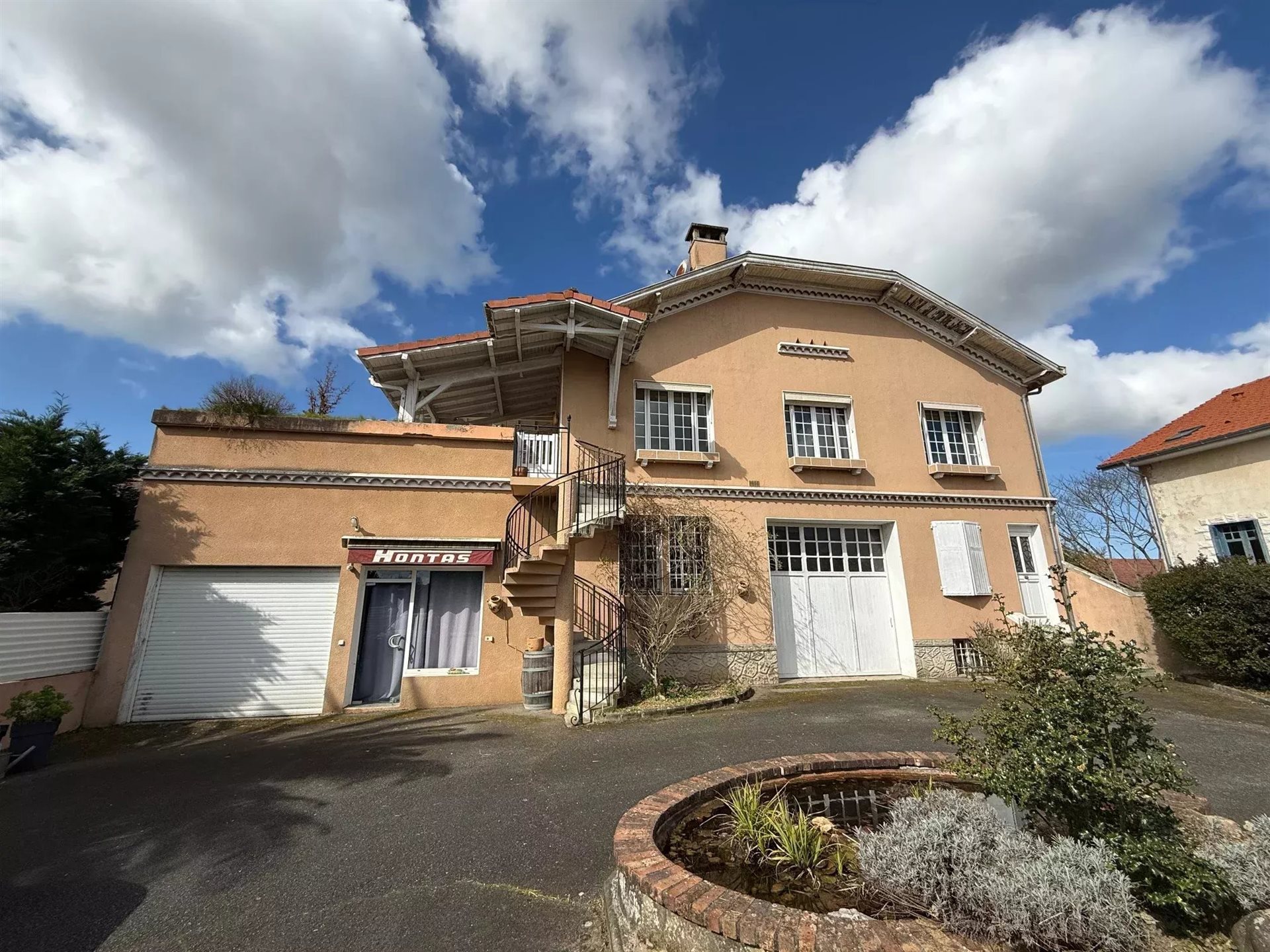Maison à vendre, 158m², Sauveterre-de-Béarn