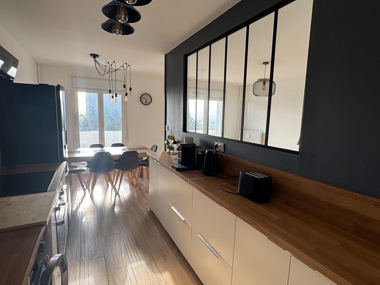 Appartement à vendre, 66m², Saint-Étienne